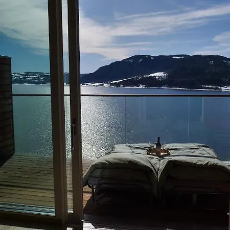 Apartment Mjos Tower - Lovely View Brumunddal